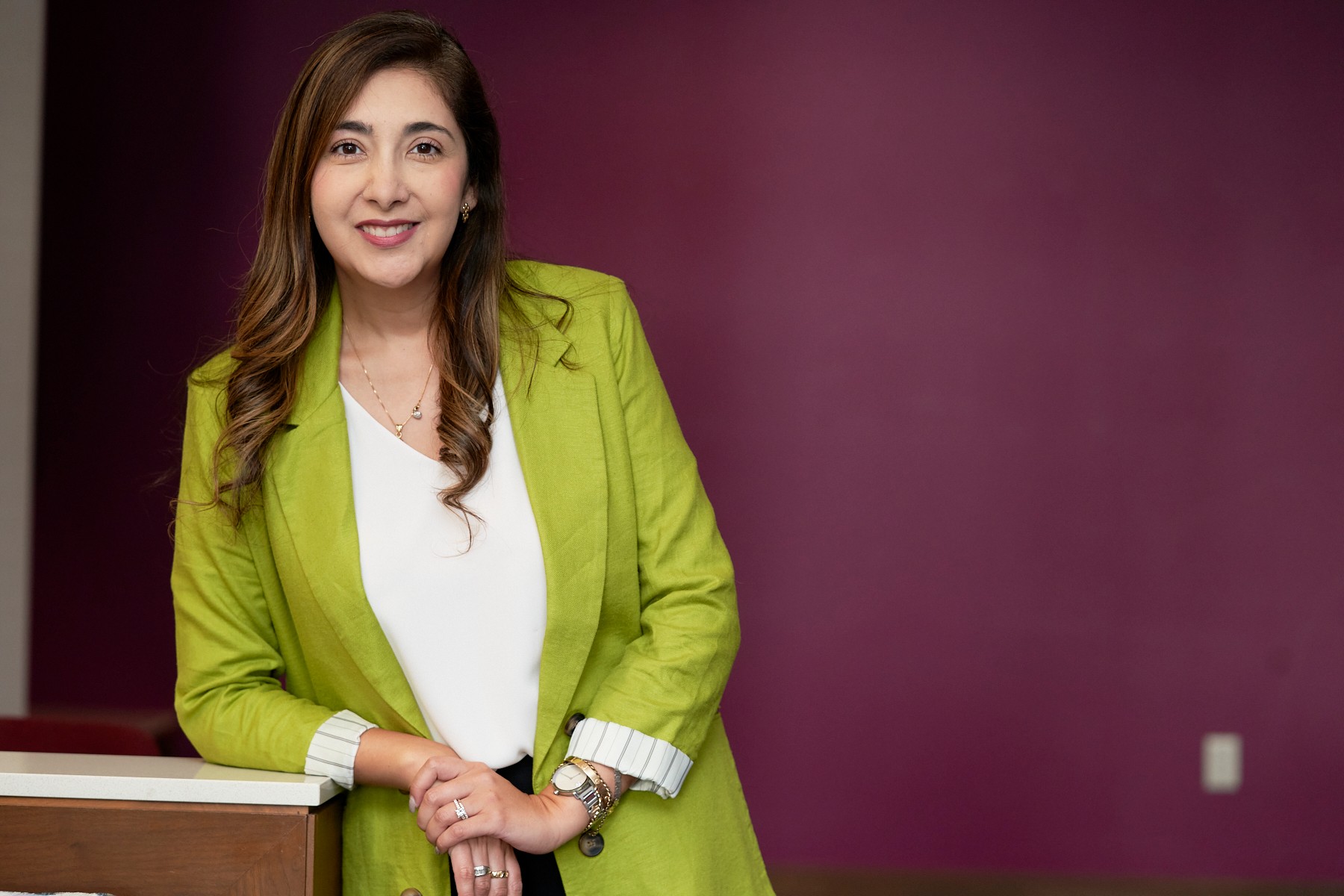 Adriana Flores Orlando Real Estate Agent - Desktop Hero